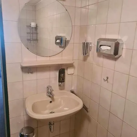 מלון Hotel-pension Friesenruh