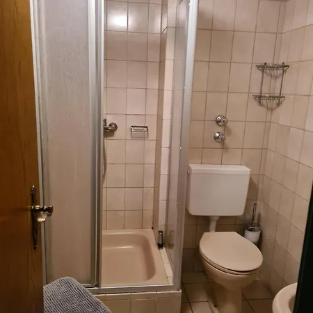 Hotel-pension Friesenruh 3* בנסרסיל