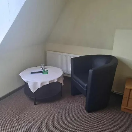 Hotel-pension Friesenruh מלון 3*