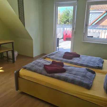 Hotel-pension Friesenruh מלון 3*